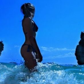 bikini wax